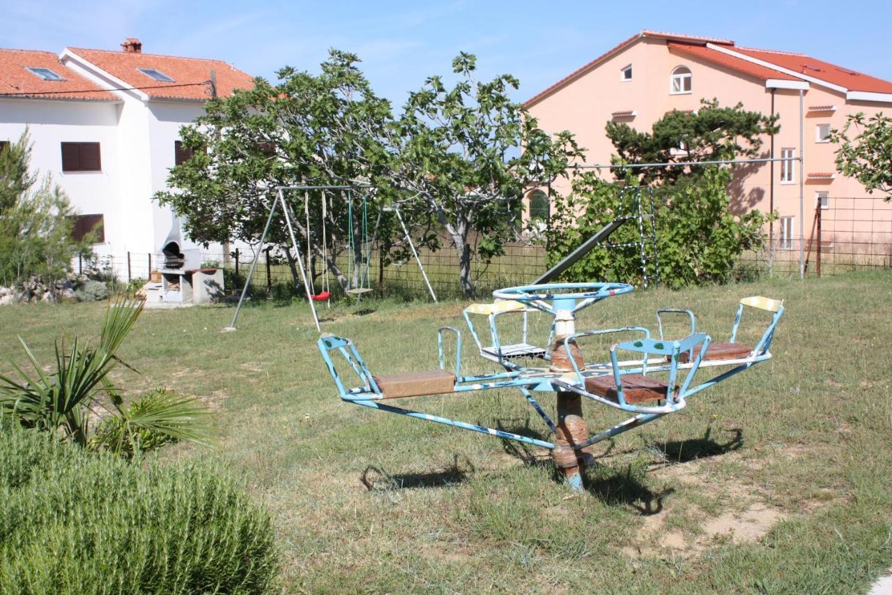 Apartments For Families With Children Lopar, Rab - 10402 Buitenkant foto
