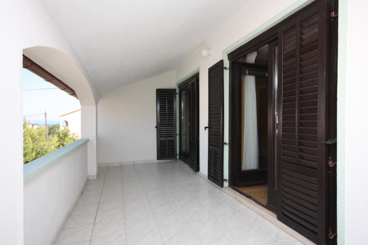 Apartments For Families With Children Lopar, Rab - 10402 Buitenkant foto