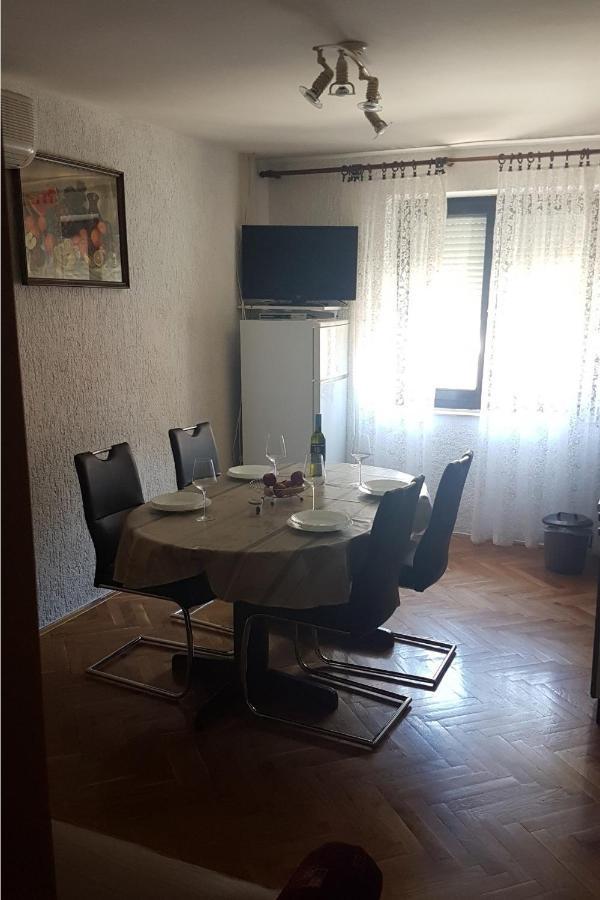Apartments For Families With Children Lopar, Rab - 10402 Buitenkant foto